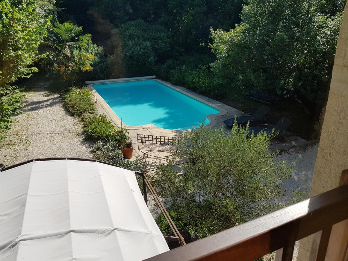Le Moulin De Jules Et Akasha Bed & Breakfast Murat Dış mekan fotoğraf