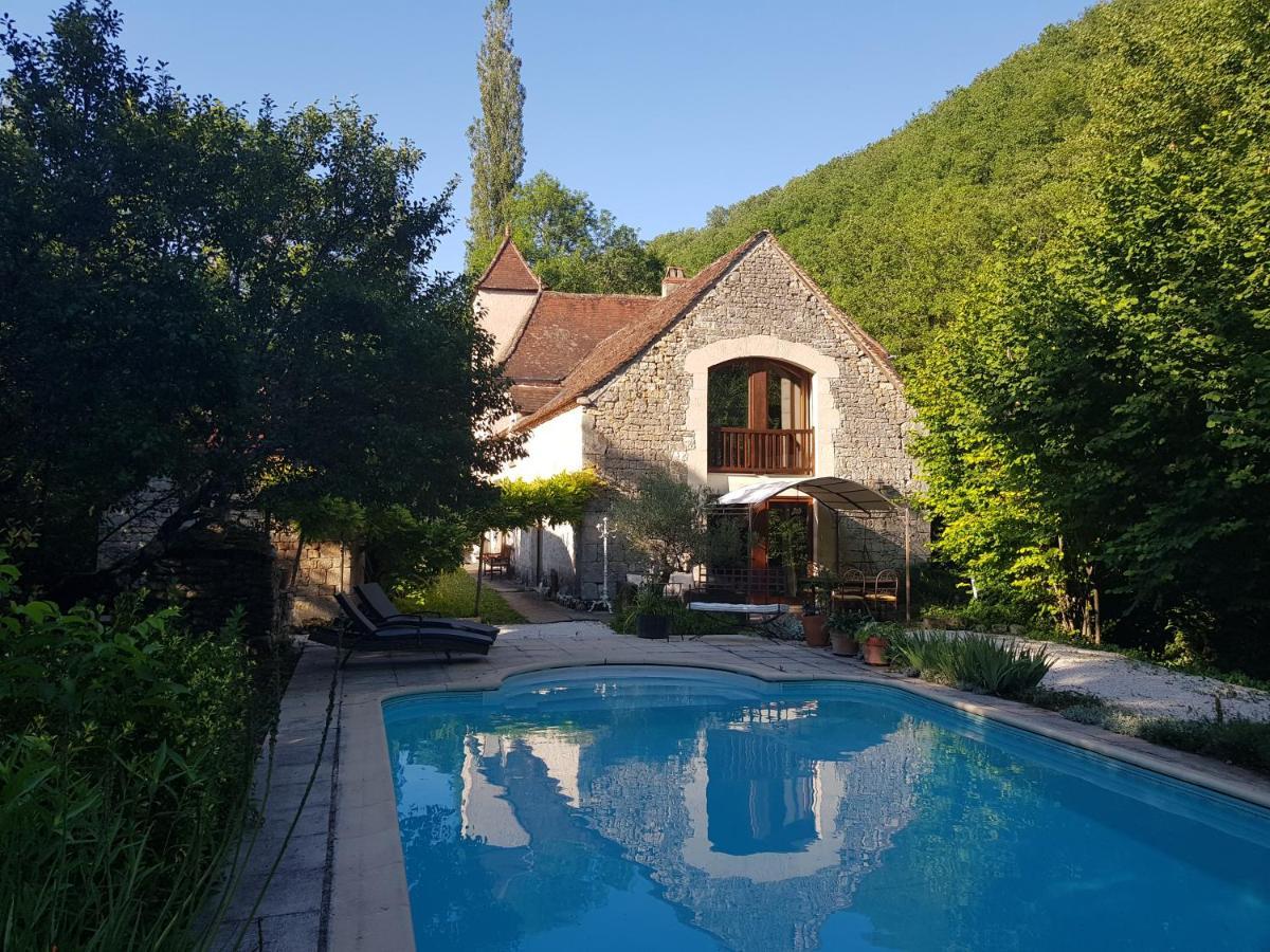 Le Moulin De Jules Et Akasha Bed & Breakfast Murat Dış mekan fotoğraf